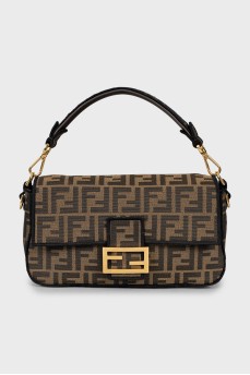 Baguette bag with signature print
