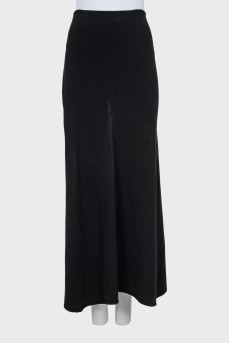 Black maxi skirt with tag