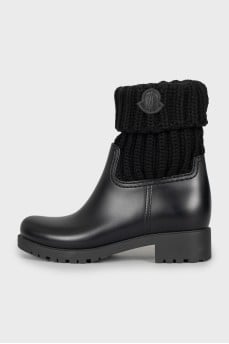 Boots with knitted shaft