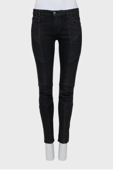 Skinny jeans with relief inserts