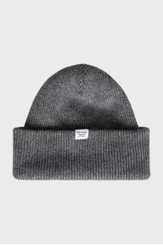 Gray wool hat with tag