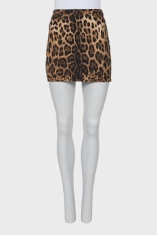Animal print short skirt with tag
