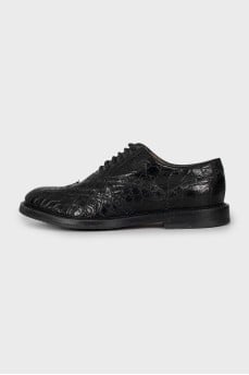 Men's brogues decorated with perforation