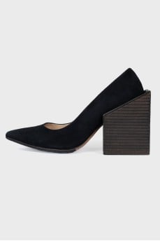 Suede shoes with a figured heel