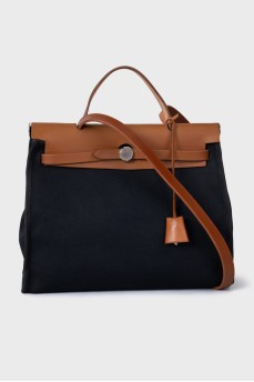 Чорна сумка Herbag 31