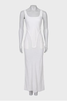 Fitted dress with raw edges