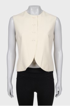 Vest with raw edge