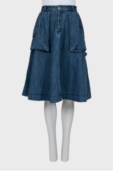 Fitted denim skirt