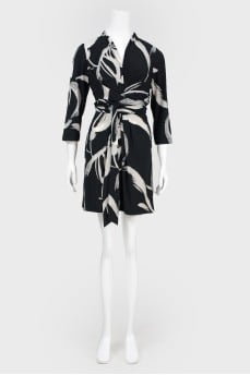 Black and white dress with a wide belt