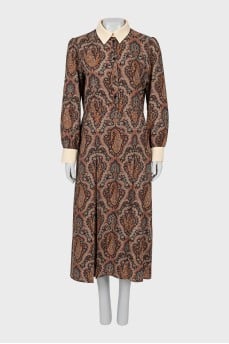 Fitted dress in paisley print