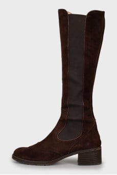 Suede boots with rubber inserts
