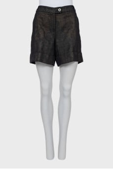 Black shorts with lining