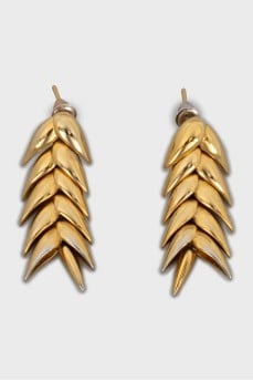 Gold earrings in the shape of a spike