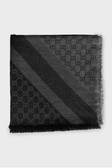 Scarf made of wool and silk