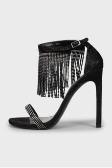 Leather sandals with crystals