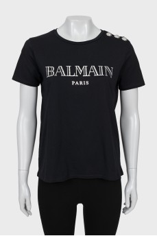Black T-shirt with silver buttons