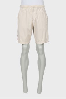 Men's shorts with pockets