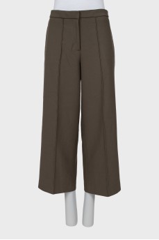 Wide trousers in green