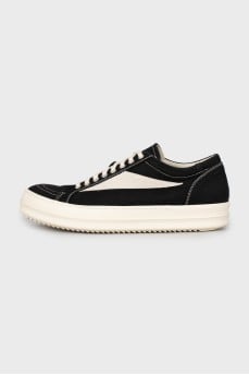 Men's black sneakers
