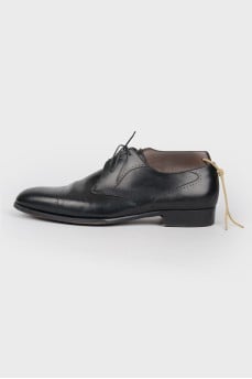 Leather shoes on lacing