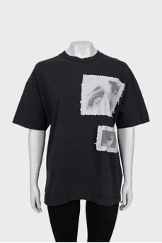 T-shirt with patches