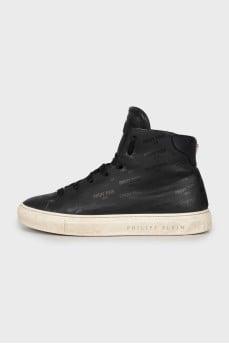 Leather sneakers with signature print