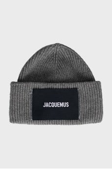 Knitted hat with brand logo