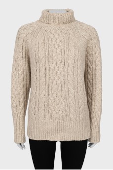 Oversized sweater in beige