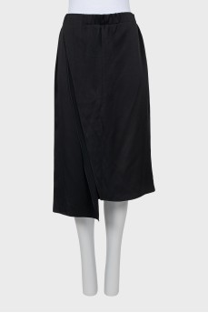 Straight cut skirt with slits