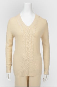 Beige cashmere suit