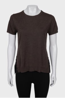 Brown T-shirt with embroidery