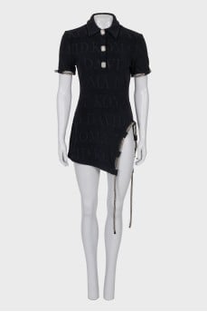 Fitted dress decorated with crystals