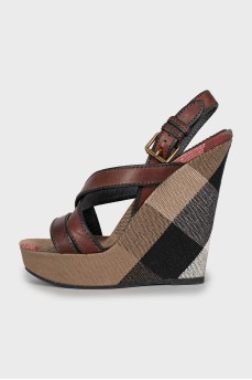 Leather wedge sandals