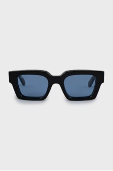 Wide frame sunglasses