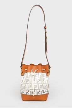 Logical bag in the print of the logo