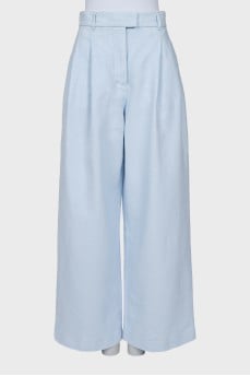 Wide-leg trousers with tucks
