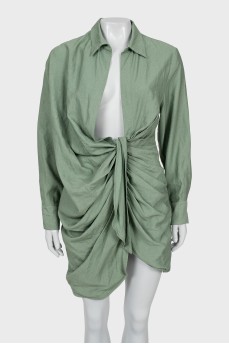 Buttoned dress with draping