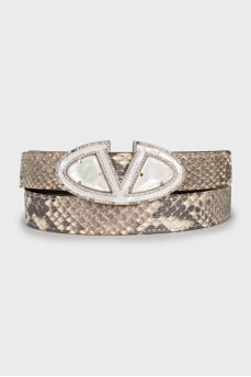 Leather belt with mother-of-pearl buckle