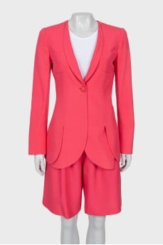 Silk suit consisting of a jacket and shorts