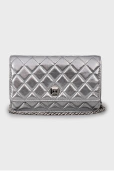 Серебристая сумка Wallet on Chain