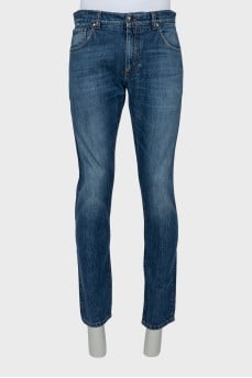 Men's blue distressed jeans