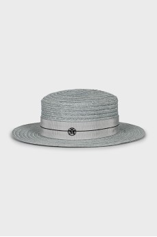 Kiki hat