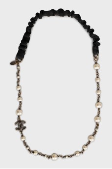Vintage elastic necklace