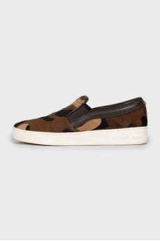 Slip-ons in military print