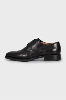 Men's leather shoes with square toe