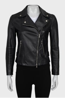 Leather jacket with oblique zipper