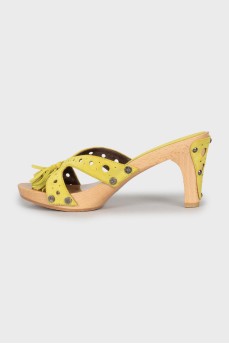 Suede mules with perforations