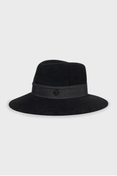 Black felt hat