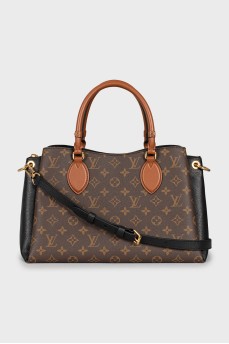 Vendome bag with tag