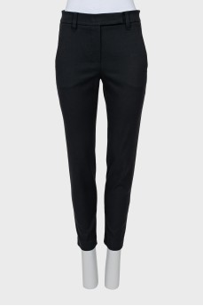 Tapered trousers in black
